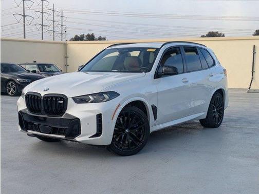 2024 BMW X5 M60i