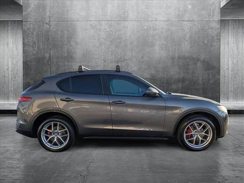 2018 Alfa Romeo Stelvio Ti