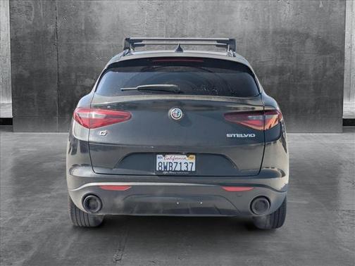 2018 Alfa Romeo Stelvio Ti