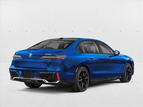 Tanzanite Blue II Metallic 2026 BMW 750e xDrive