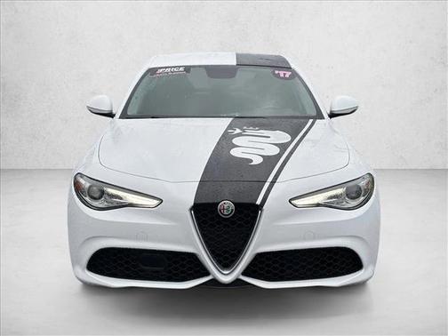 2017 Alfa Romeo Giulia Base