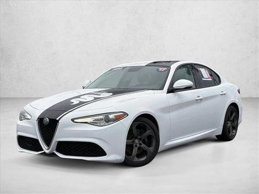 2017 Alfa Romeo Giulia Base