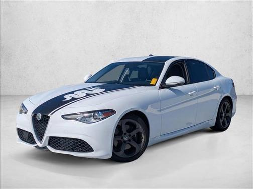 2017 Alfa Romeo Giulia Base
