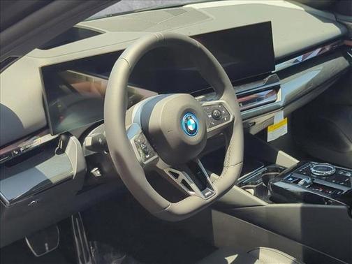 2026 BMW i5 eDrive40