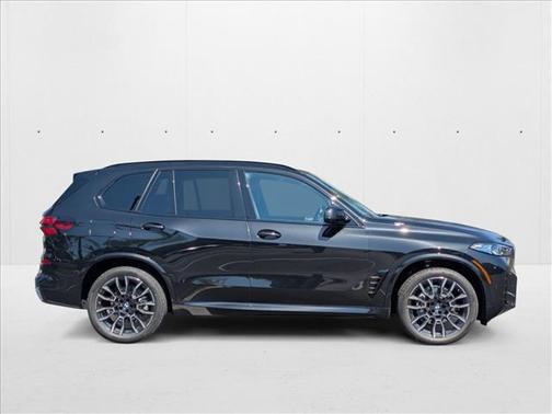 Black Sapphire Metallic 2026 BMW X5 sDrive40i