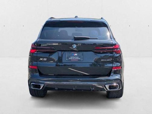 Black Sapphire Metallic 2026 BMW X5 sDrive40i