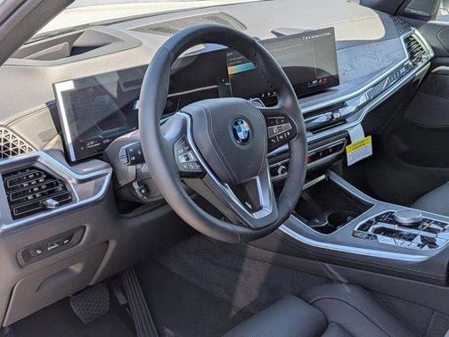 Alpine White 2026 BMW X5 PHEV xDrive50e