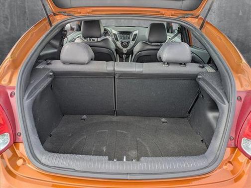 2016 Hyundai Veloster Base
