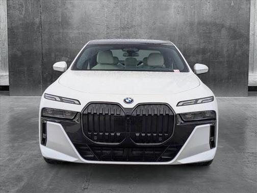 2025 BMW i7 xDrive60
