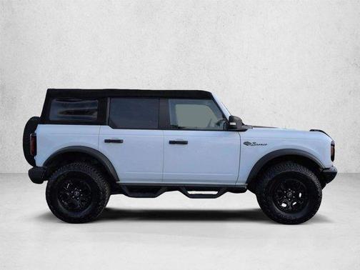 Oxford White 2022 Ford Bronco Wildtrak