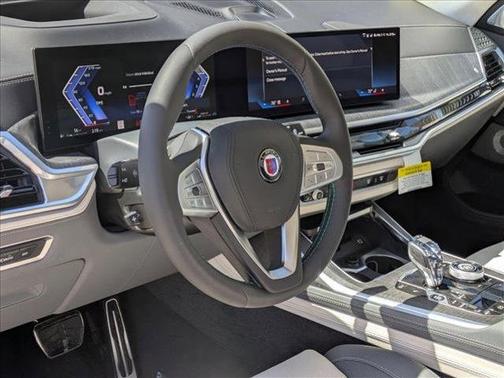 2025 BMW ALPINA XB7 Base