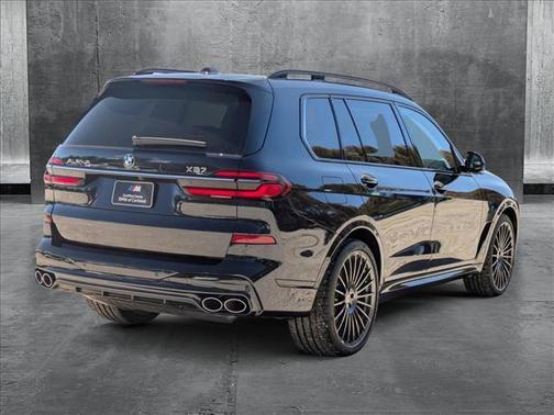 2025 BMW ALPINA XB7 Base