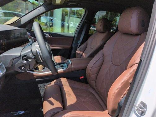 Alpine White 2026 BMW X5 xDrive40i