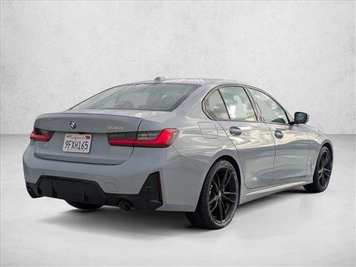 2023 BMW 330 i