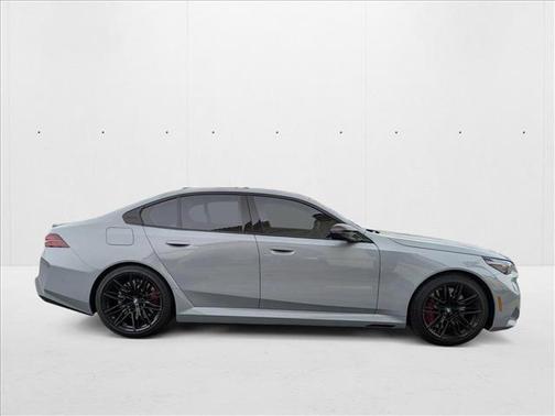 2025 BMW M5 Base