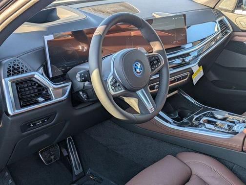 Black Sapphire Metallic 2026 BMW X5 PHEV xDrive50e