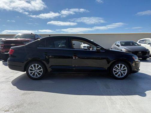 2014 Volkswagen Jetta SE w/Connectivity/Sunroof PZEV