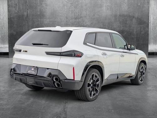 2025 BMW XM Base