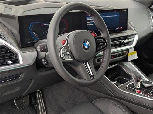 2025 BMW XM Base