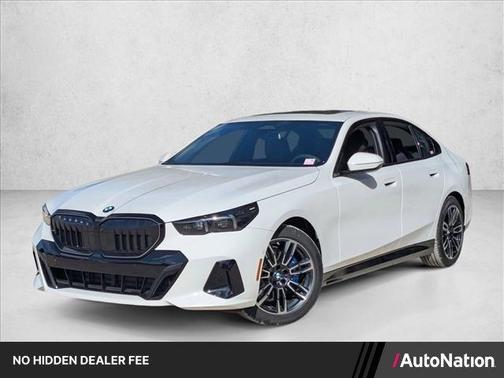 Alpine White 2026 BMW 530 i