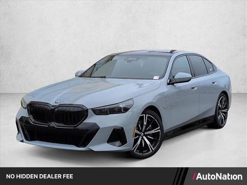 Gray Metallic 2026 BMW 550e xDrive