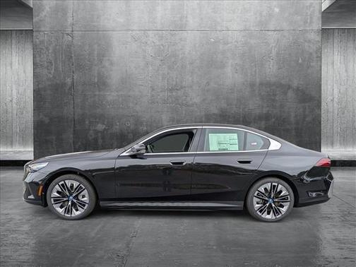2025 BMW i5 eDrive40
