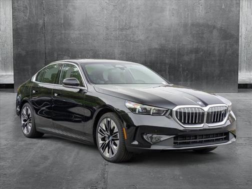 2025 BMW i5 eDrive40