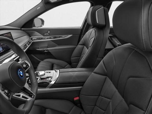 Black Sapphire Metallic 2026 BMW 750e xDrive