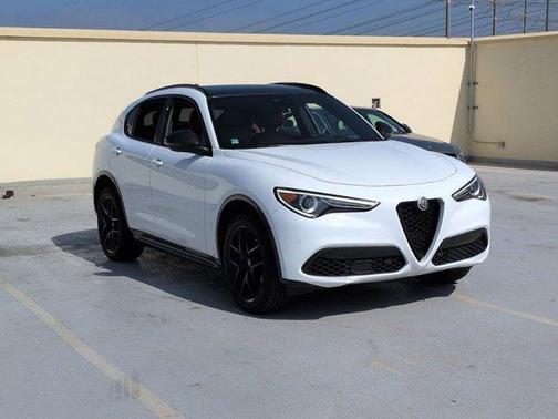 Alfa White 2021 Alfa Romeo Stelvio Ti Sport