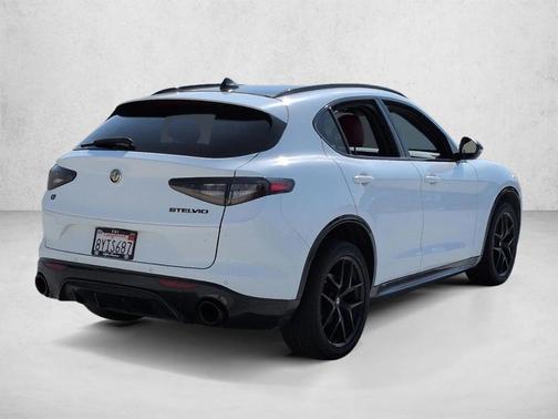 Alfa White 2021 Alfa Romeo Stelvio Ti Sport