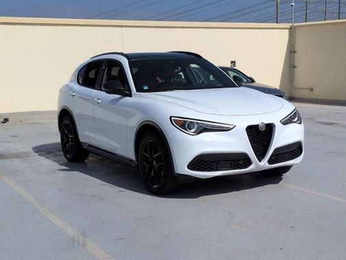 Alfa White 2021 Alfa Romeo Stelvio Ti Sport