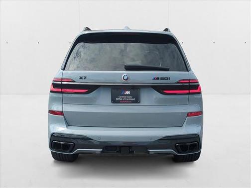 2024 BMW X7 M60i