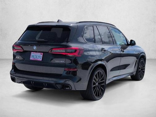 Black Sapphire Metallic 2022 BMW X5 sDrive40i
