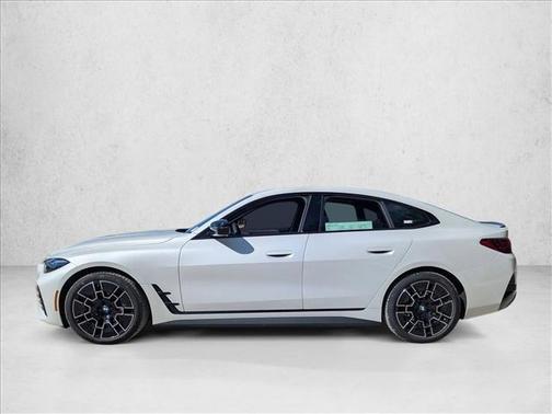 Mineral White Metallic 2026 BMW i4 Gran Coupe xDrive40