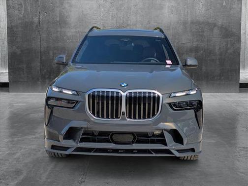 2025 BMW ALPINA XB7 Base