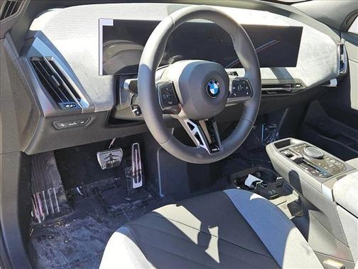 2026 BMW iX xDrive45
