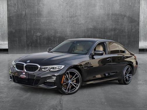 2022 BMW 330e 330e