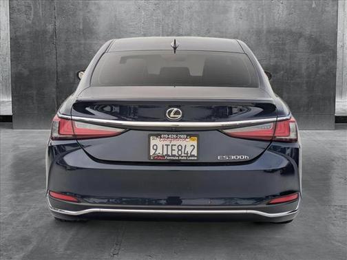 2024 Lexus ES 300h