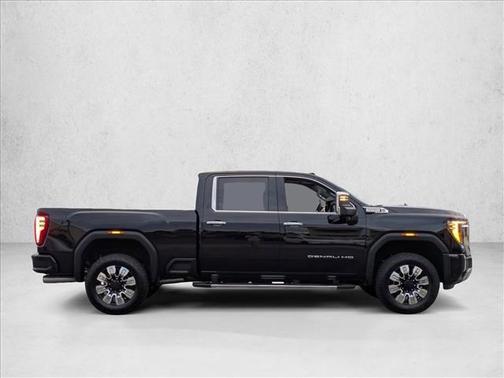 2025 GMC Sierra 3500 Denali