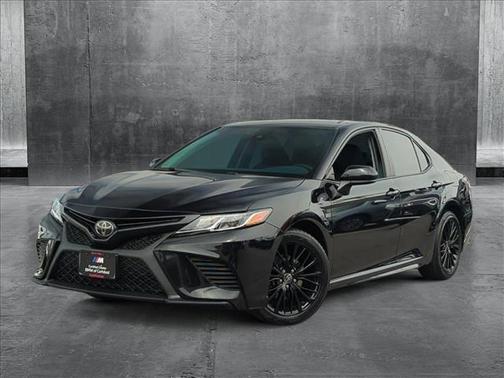 2020 Toyota Camry SE Nightshade