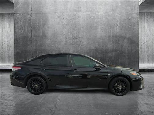 2020 Toyota Camry SE Nightshade