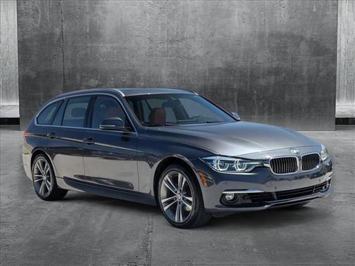 2018 BMW 330 i xDrive