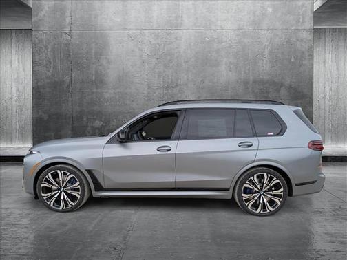 2026 BMW X7 M60i