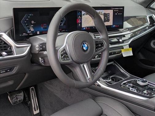 2026 BMW X7 M60i