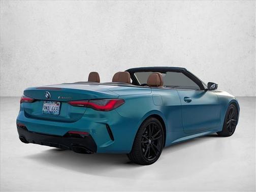 Mineral White Metallic 2021 BMW M440 i