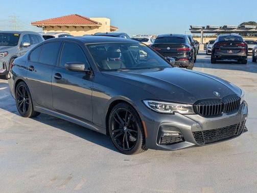 2019 BMW 330 i