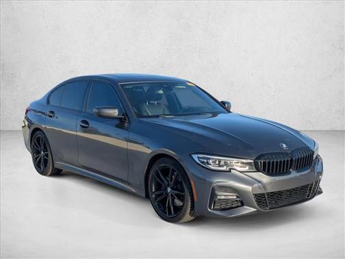 2019 BMW 330 i