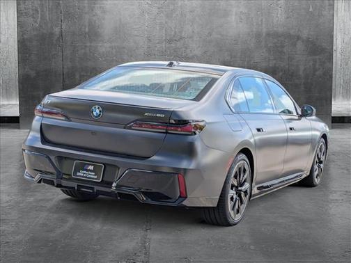 2025 BMW i7 xDrive60