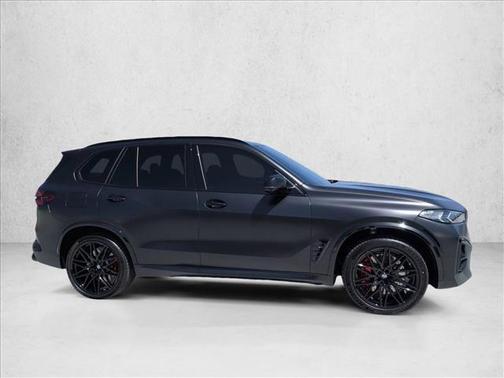 Black Sapphire Metallic 2026 BMW X5 M Competition