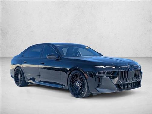 2024 BMW 740 i